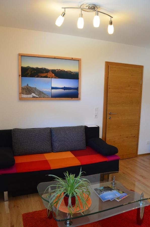 Klein & Fein Apartmán *